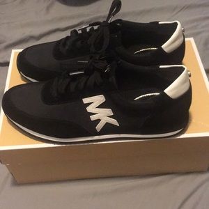 Michael Kors Women’s Black & White Sneakers, sz 8